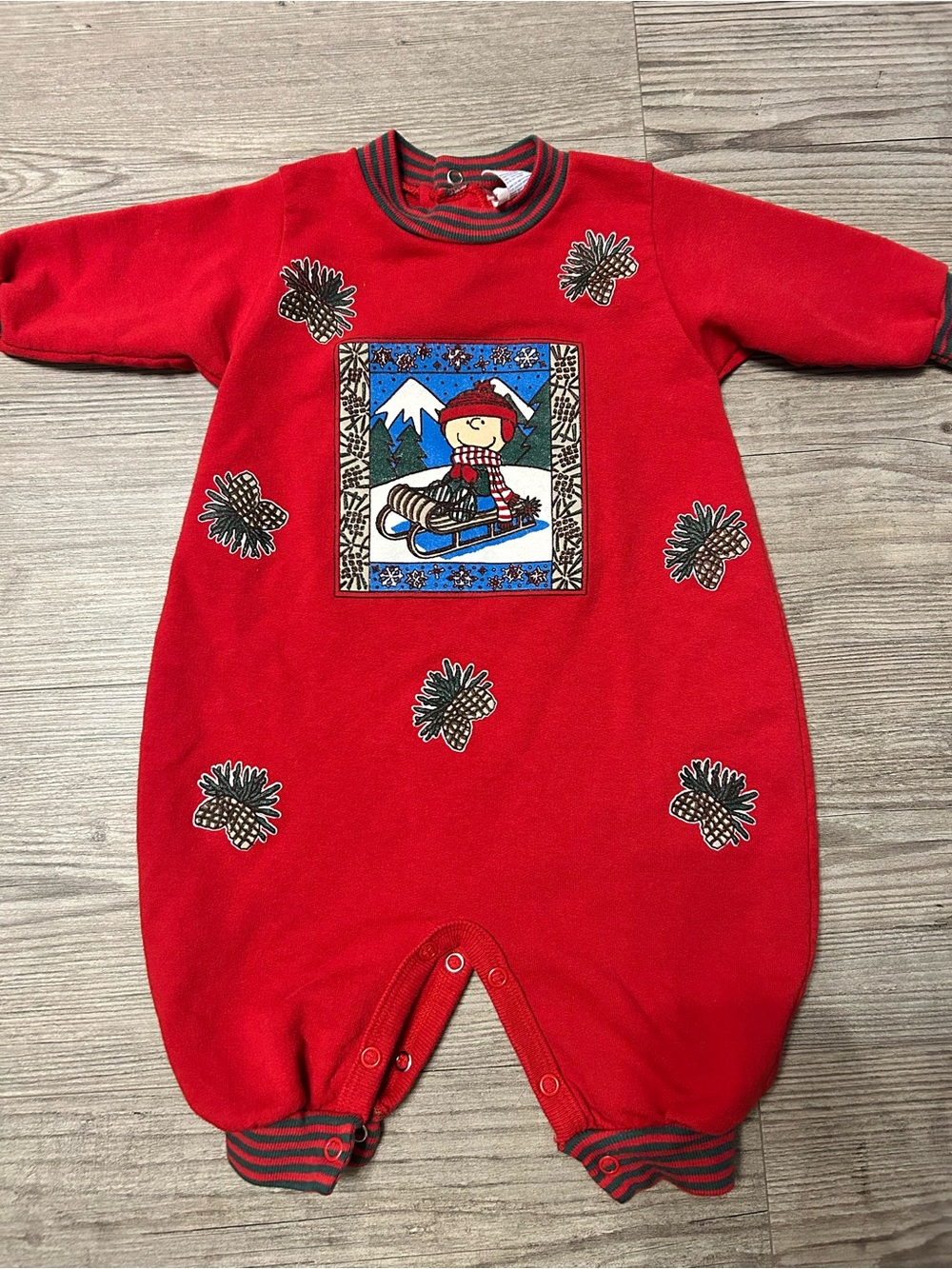 Vintage Peanuts Christmas bodysuit